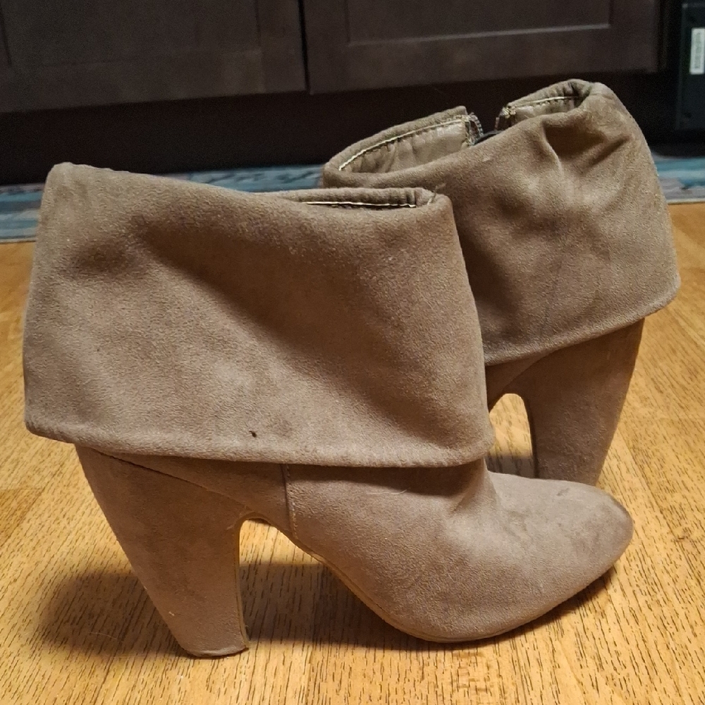 Pink & Pepper Tan Ankle Booties with Fold-Over Design